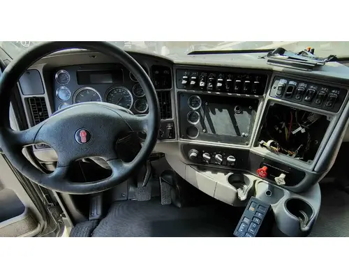 KENWORTH T700 Cab Assembly