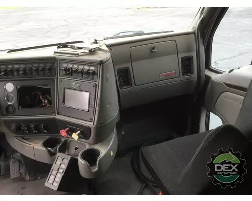 KENWORTH T700 Cab