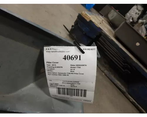 KENWORTH T700 Cowl