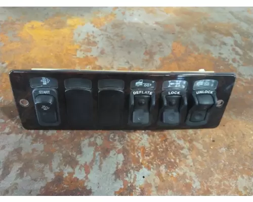 KENWORTH T700 DASH PANEL