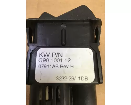 KENWORTH T700 DIFFERENTIAL LOCK SWITCH