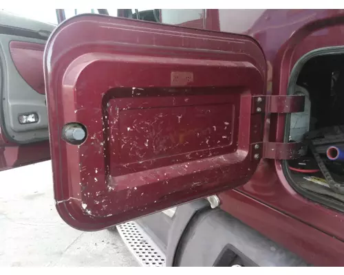 KENWORTH T700 DOOR, COMPARTMENT