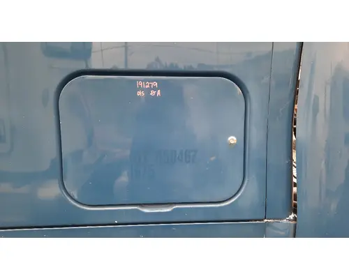 KENWORTH T700 DOOR, COMPARTMENT