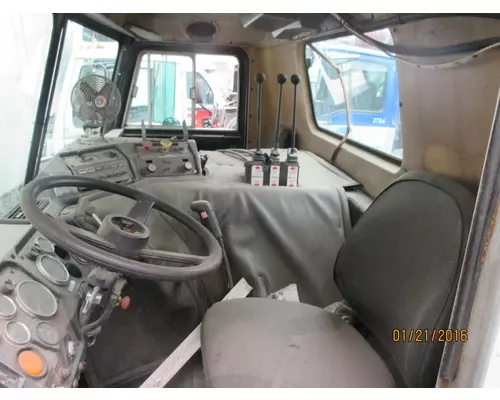 KENWORTH T700 DOOR ASSEMBLY, FRONT