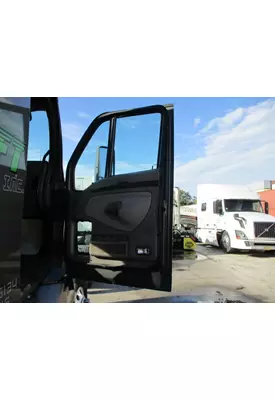 KENWORTH T700 DOOR ASSEMBLY, FRONT