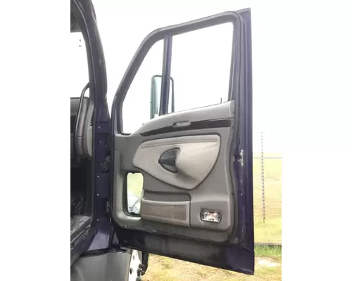 KENWORTH T700 DOOR ASSEMBLY, FRONT