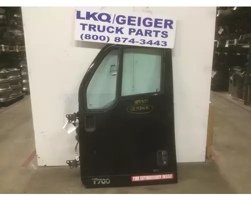 KENWORTH T700 DOOR ASSEMBLY, FRONT