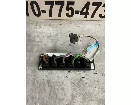KENWORTH T700 Dash  Console Switch
