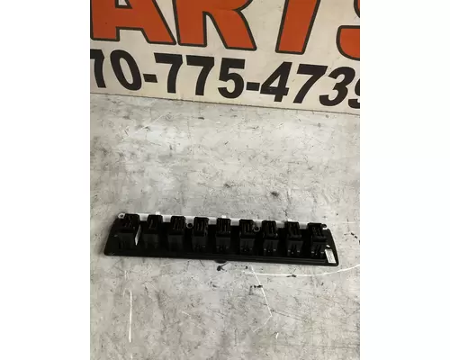 KENWORTH T700 Dash  Console Switch