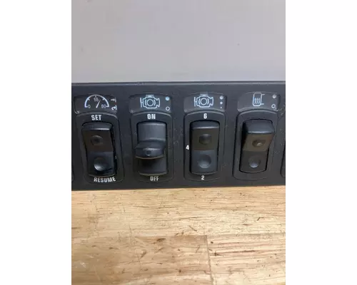 KENWORTH T700 Dash Panel
