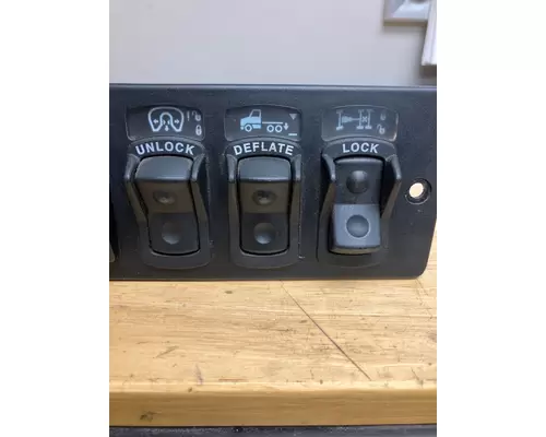 KENWORTH T700 Dash Panel