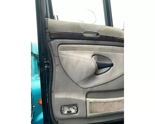 KENWORTH T700 Door Assembly, Front