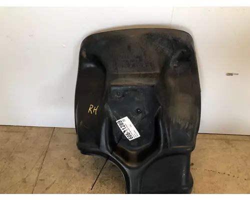 KENWORTH T700 Fender Extension