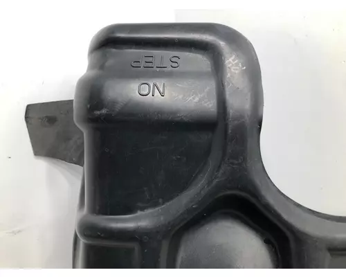 KENWORTH T700 Fender Extension