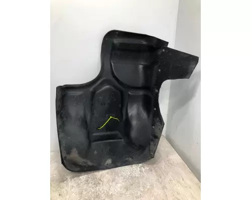 KENWORTH T700 Fender Extension