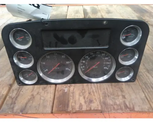 KENWORTH T700 GAUGE CLUSTER