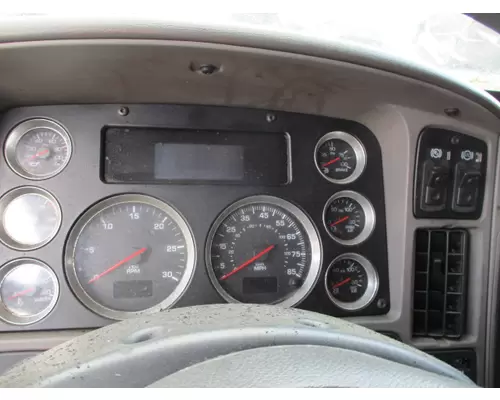 KENWORTH T700 GAUGE CLUSTER