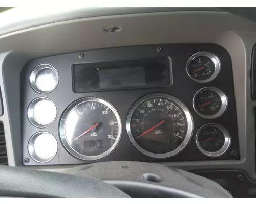 KENWORTH T700 GAUGE CLUSTER