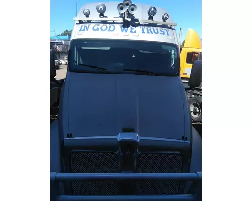 KENWORTH T700 HOOD