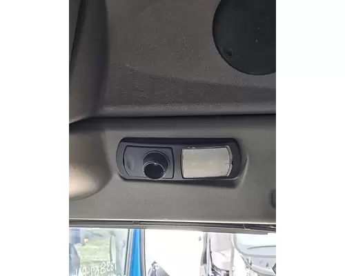 KENWORTH T700 INTERIOR CAB LIGHT