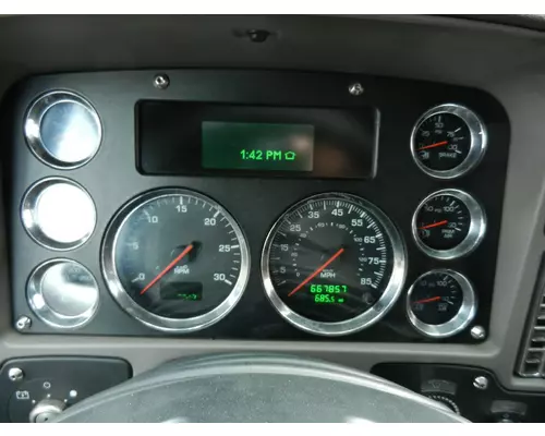 KENWORTH T700 Instrument Cluster