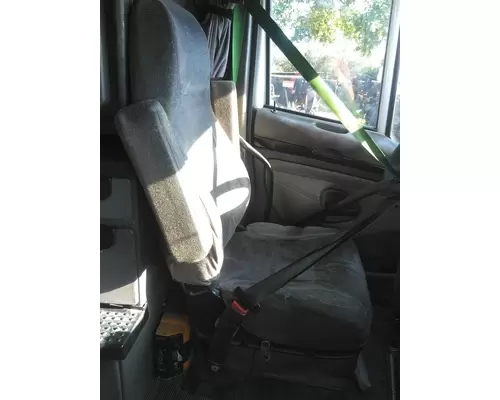 KENWORTH T700 SEAT, FRONT