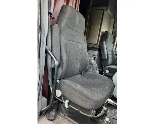 KENWORTH T700 SEAT, FRONT