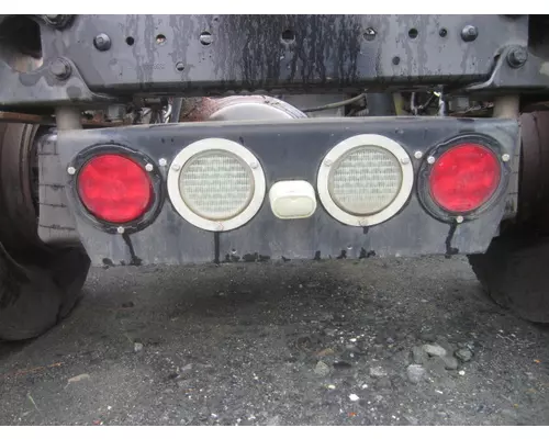 KENWORTH T700 STOP TURN TAIL LAMP