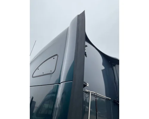 KENWORTH T700 Side Fairing