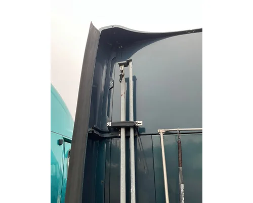 KENWORTH T700 Side Fairing