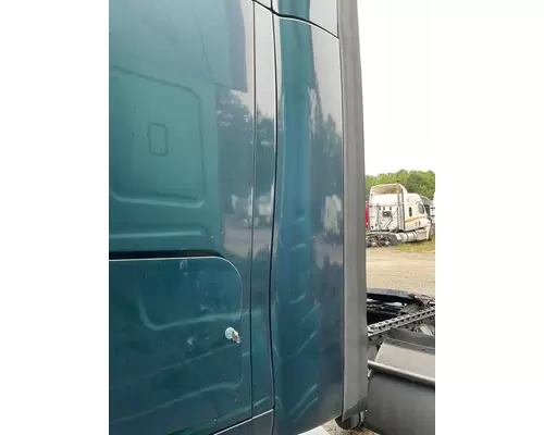 KENWORTH T700 Side Fairing
