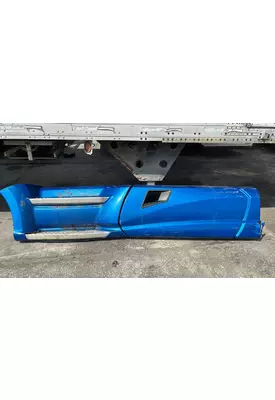 KENWORTH T700 Skirt
