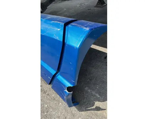 KENWORTH T700 Skirt