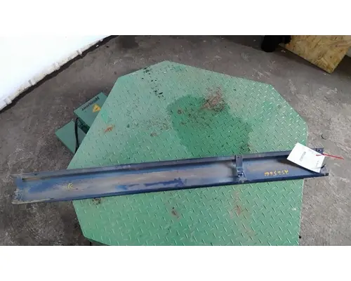 KENWORTH T700 TRIM EXTERIOR