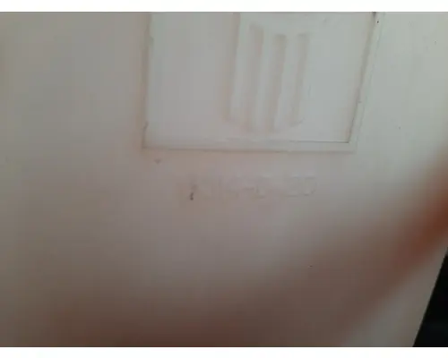 KENWORTH T700 WINDSHIELD WASHER RESERVOIR