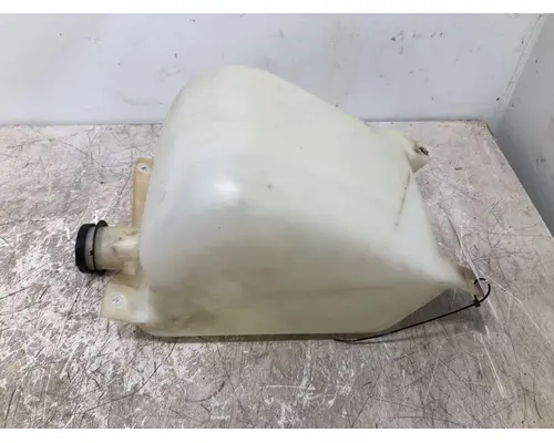 KENWORTH T700 Windshield Washer Reservoir