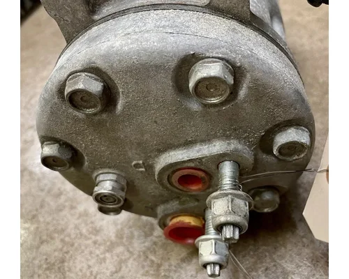 KENWORTH T8 Series Air Conditioner Compressor