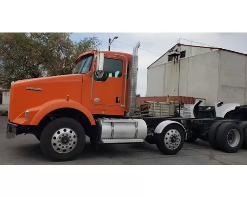 KENWORTH T8 Series Complete Vehicle