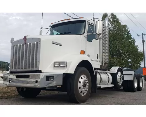 KENWORTH T8 Series Complete Vehicle