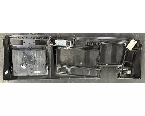 KENWORTH T8 Series Dash Assembly