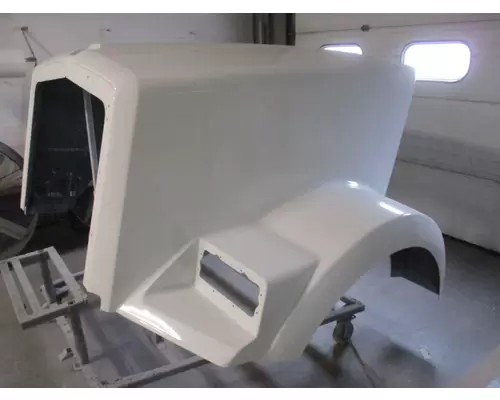 KENWORTH T800 AERO Hood 