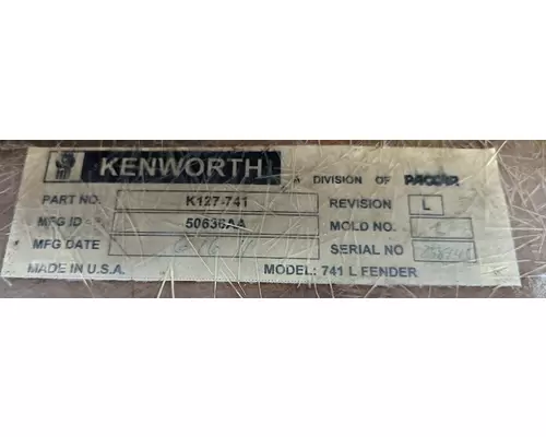 KENWORTH T800 Flat Glass Internal Air Cleaner Fender Extension