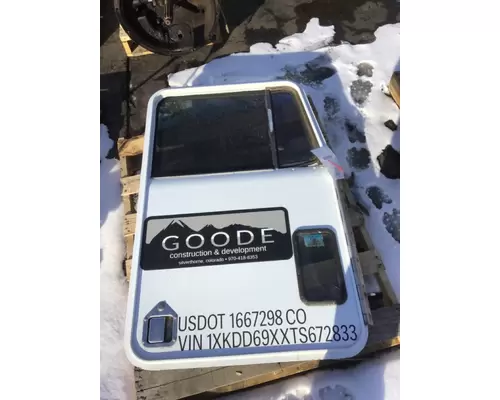 KENWORTH T800B 2003-2026 DOOR ASSEMBLY, FRONT