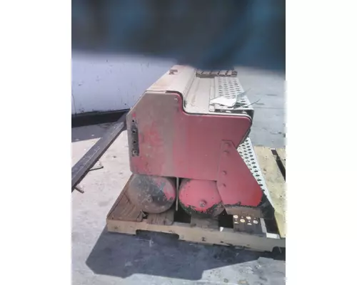 KENWORTH T800B BATTERY BOX