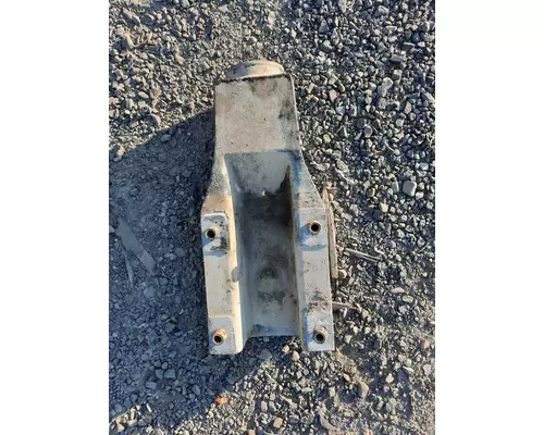 KENWORTH T800B CAB MOUNT,BRACKET