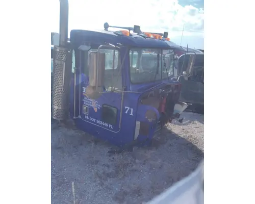 KENWORTH T800B CAB