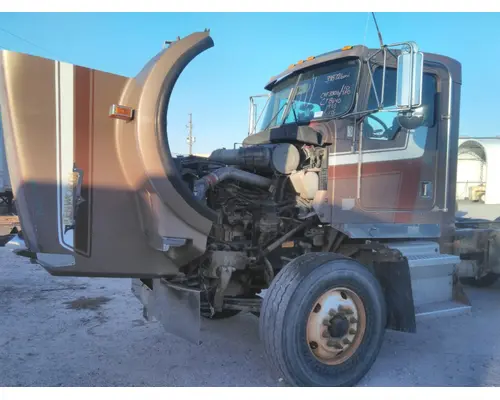 KENWORTH T800B CAB