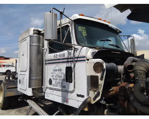 KENWORTH T800B CAB