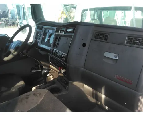 KENWORTH T800B CAB