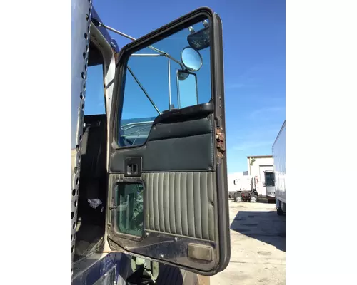 KENWORTH T800B CAB